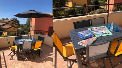 Balcon ou terrasse dans l'établissement Lozari Beach