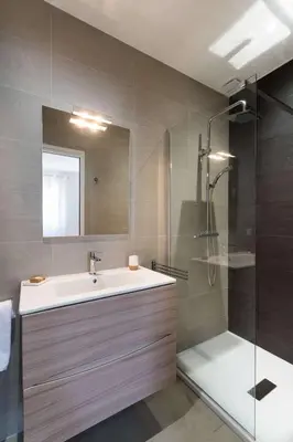 Salle de bains dans l'établissement Domaine Villas Celia