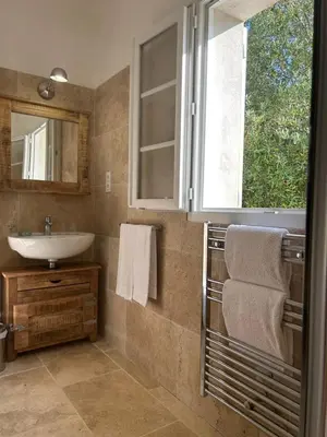 Salle de bains dans l'établissement Domaine de Bracciole