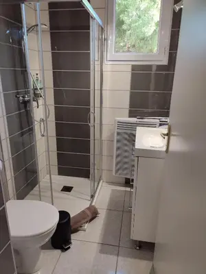 Salle de bains dans l'établissement Appartement 2 terrasses face mer de 100m2