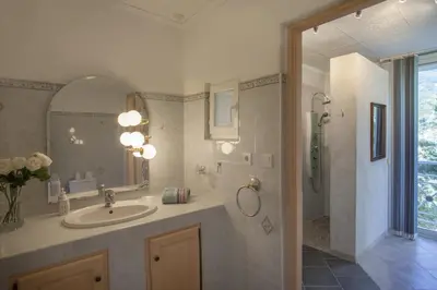 Salle de bains dans l'établissement Gites Carolina