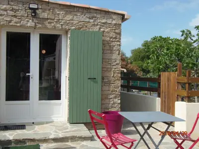 Balcon ou terrasse dans l'établissement mini villa Marcel classée 3 étoiles