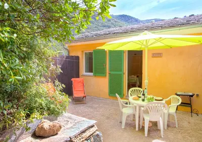 Vue générale sur la montagne ou vue sur la montagne depuis l'appartement
