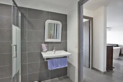 Salle de bains dans l'établissement Casa San Ghjisé