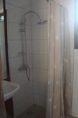 Salle de bains dans l'établissement Rustica