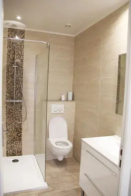 Salle de bains dans l'établissement Charmant F2 dans joli village Corse