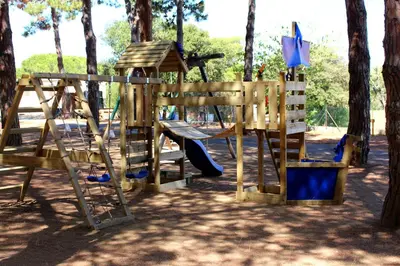 Aire de jeux pour enfants de l'établissement Résidence Tramariccia