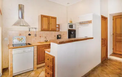 Cuisine ou kitchenette dans l'établissement Amazing Home In Santa Maria Poggio
