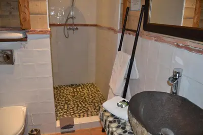 Salle de bains dans l'établissement Casa di Babbo