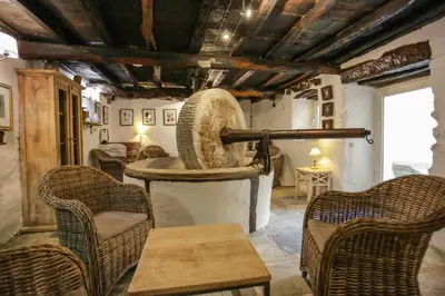 Coin salon dans l'établissement Latu Corsu - Côté Corse - Gites et chambres d'hôtes au Cap Corse