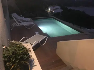 Piscine de l'établissement Villa MAKELE ou située à proximité