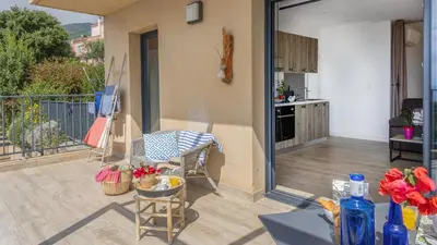Balcon ou terrasse dans l'établissement Les Terrasses d'Erbalunga
