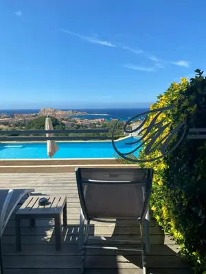 Piscine de l'établissement Hôtel Funtana Marina ou située à proximité