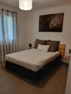 Un ou plusieurs lits dans un hébergement de l'établissement maison Inseme