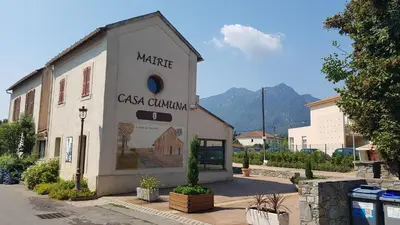 Vue générale sur la montagne ou vue sur la montagne depuis l'appartement