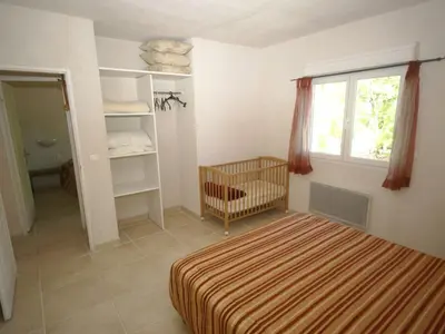 Un ou plusieurs lits dans un hébergement de l'établissement Villa in Moriani-Plage with Sea View