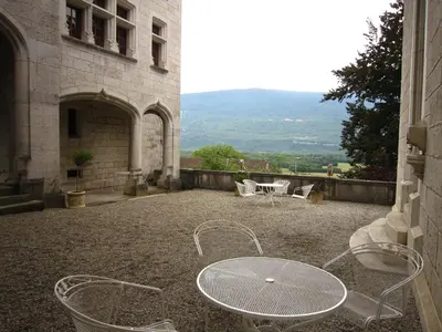Vue générale sur la montagne ou vue sur la montagne depuis la villa
