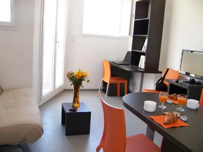 Télévision ou salle de divertissement dans l'établissement Vanina Park