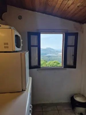 Vue générale sur la montagne ou vue sur la montagne depuis la maison de vacances