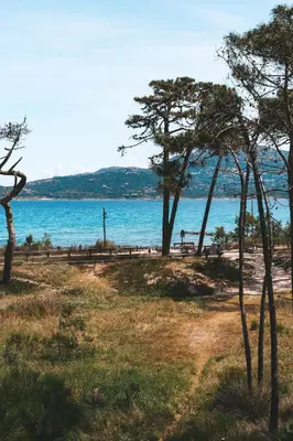 Paysage naturel près de l'hôtel