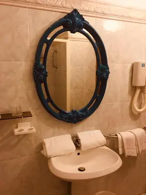 Salle de bains dans l'établissement Hôtel Sampiero