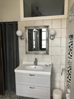 Salle de bains dans l'établissement APPARTEMENT BASTIA AU PIED DU VIEUX PORT