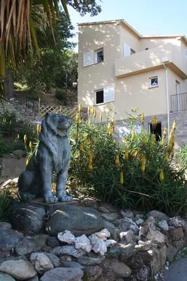 Animal ou animaux domestique(s) séjournant avec des clients dans l'établissement costa di sognu