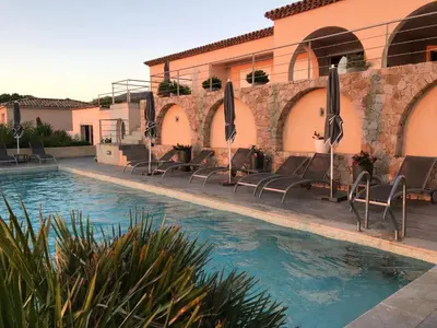 Piscine de l'établissement Villa la Vista ou située à proximité