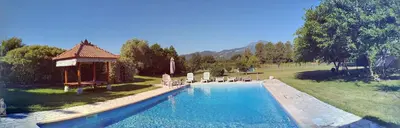 Piscine de l'établissement Monica di Sorbo ou située à proximité