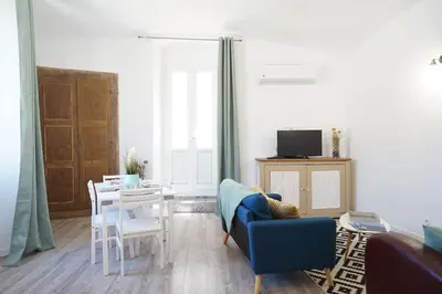 Télévision ou salle de divertissement dans l'établissement Appartement Gaudin