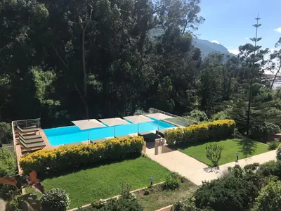 Piscine de l'établissement Les résidences du port appartements meublés ou située à proximité