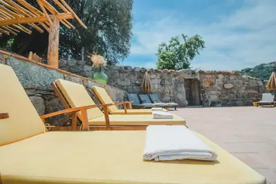 Plan de l'établissement Résidence de Luxe 4 étoiles à Pietralba, 4 logements piscine chauffée BALAGNE