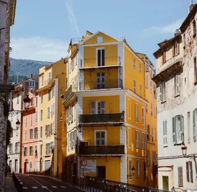 Vue générale sur la montagne ou vue sur la montagne depuis l'appartement