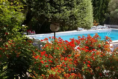 Piscine de l'établissement Hôtel Pietracap ou située à proximité