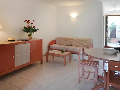 Coin salon dans l'établissement Holiday Home Les Chênes by Interhome