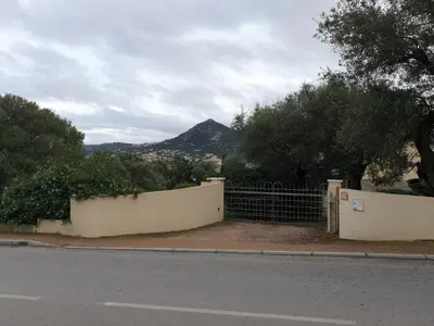Vue générale sur la montagne ou vue sur la montagne depuis la villa