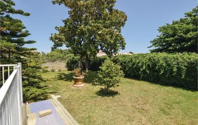 Jardin de l'établissement Awesome Home In Borgo