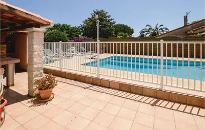 Piscine de l'établissement Awesome Home In Borgo ou située à proximité