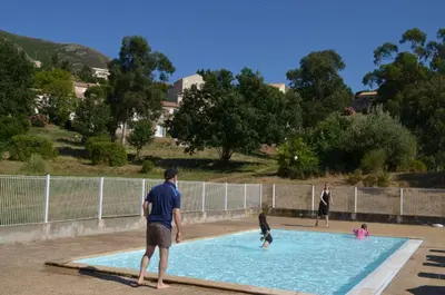 Piscine de l'établissement Hôtel 