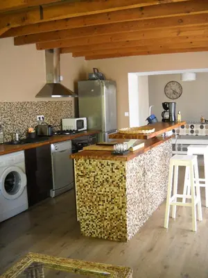 Cuisine ou kitchenette dans l'établissement Maison 4 Pers - Vue mer et vignoble exceptionnelle