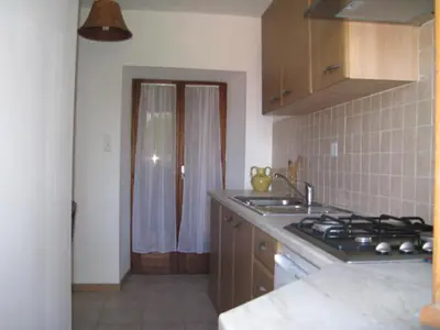Cuisine ou kitchenette dans l'établissement Maison de caractère, pierre sèche, Galéria, pour 2