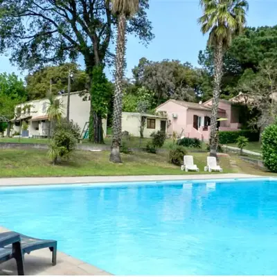 Maison charmante à San-Nicolao avec piscine partagée