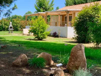 Jardin de l'établissement Campo Vecchio Mare et Piscine