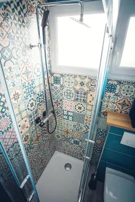 Salle de bains dans l'établissement Studio cosy les pieds dans l'eau, climatisé, Parking privé, Vue montagne
