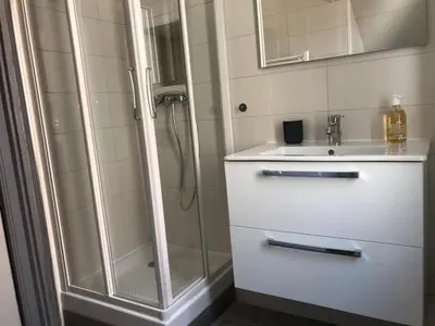 Salle de bains dans l'établissement Appartement à Ile Rousse