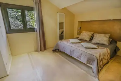 Un ou plusieurs lits dans un hébergement de l'établissement Chambre d'hôtes couvent d'Alando