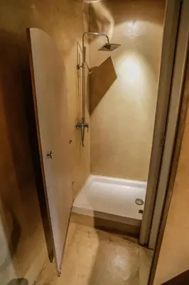 Salle de bains dans l'établissement Chambre d'hôtes couvent d'Alando