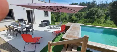 Piscine de l'établissement Corse et Zen LOFT ZEN 145m2 8à9 pers ou située à proximité