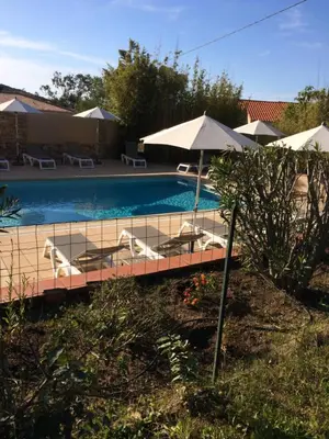 Piscine de l'établissement Appart'Hôtel A Punta ou située à proximité