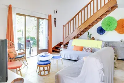 Coin salon dans l'établissement Villa Bossangoa